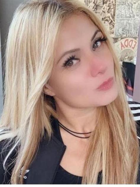 backeca incontri caltanissetta|Escort Caltanissetta, Annunci Donna Cerca Uomo